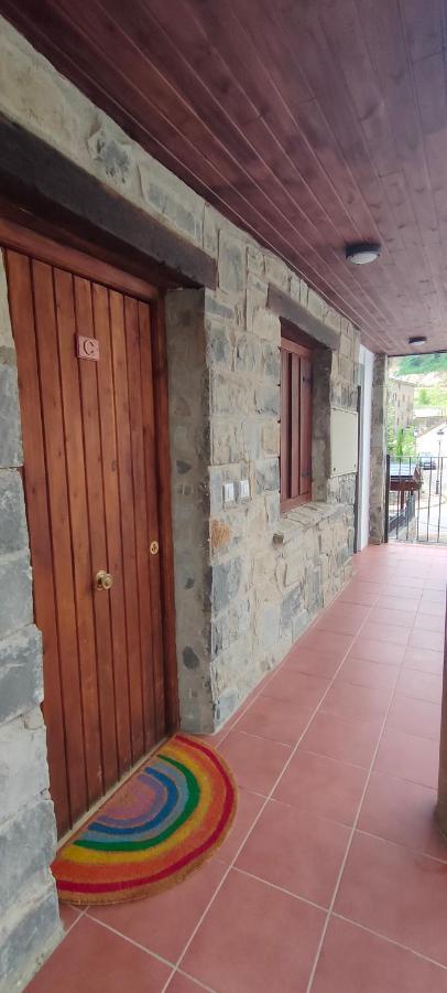 Los Cachorros El Pueyo de Jaca Exterior foto